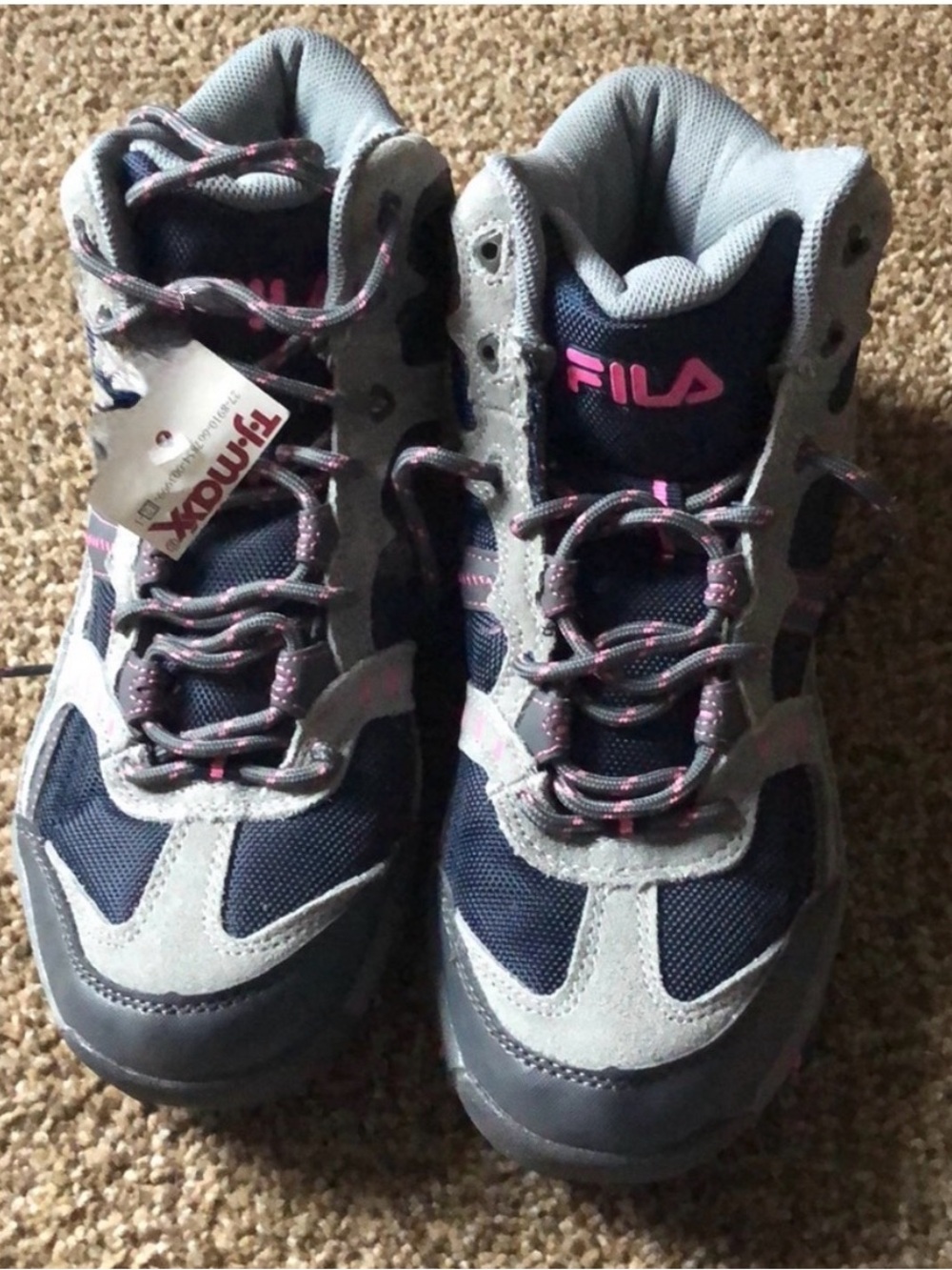 FILA women’s high-top hiking shoes size 9 brand new with tag pink grey blue